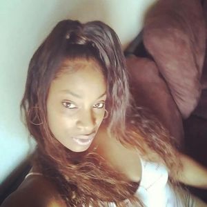 Meet your Posher, Kendra